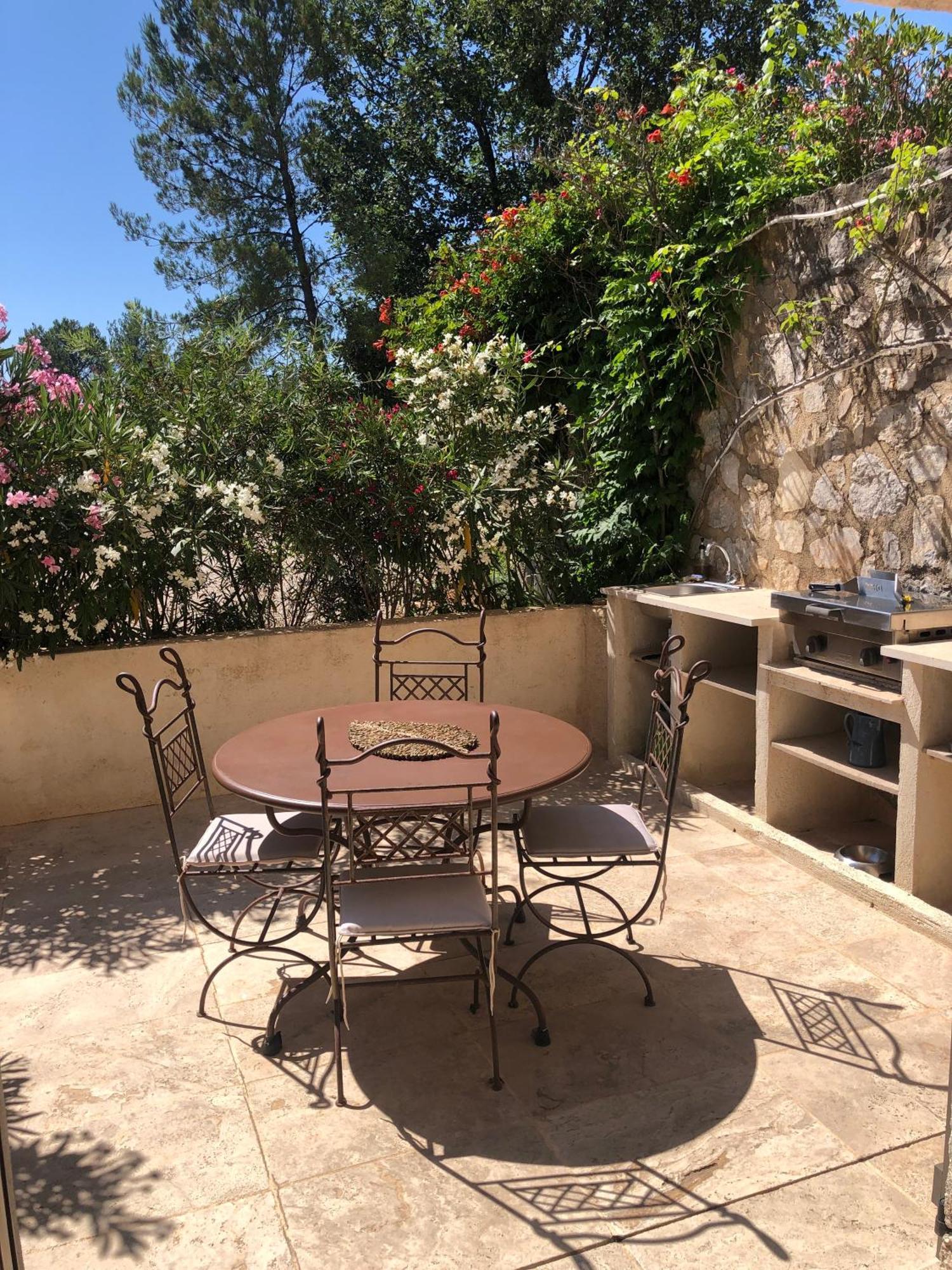 Le Cocon De Provence Apartment Fayence Ngoại thất bức ảnh